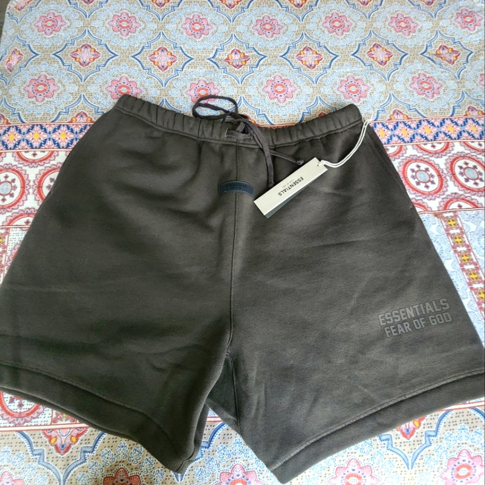 Essential Men shorts